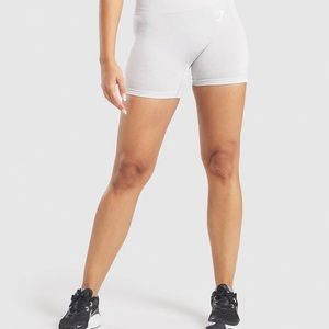 Gymshark Vital Seamless Shorts- Light Grey Marl. Size small